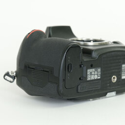 Nikon D810
