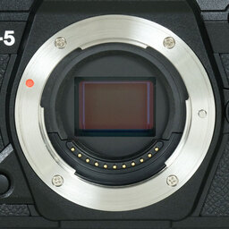 OM SYSTEM OM-5