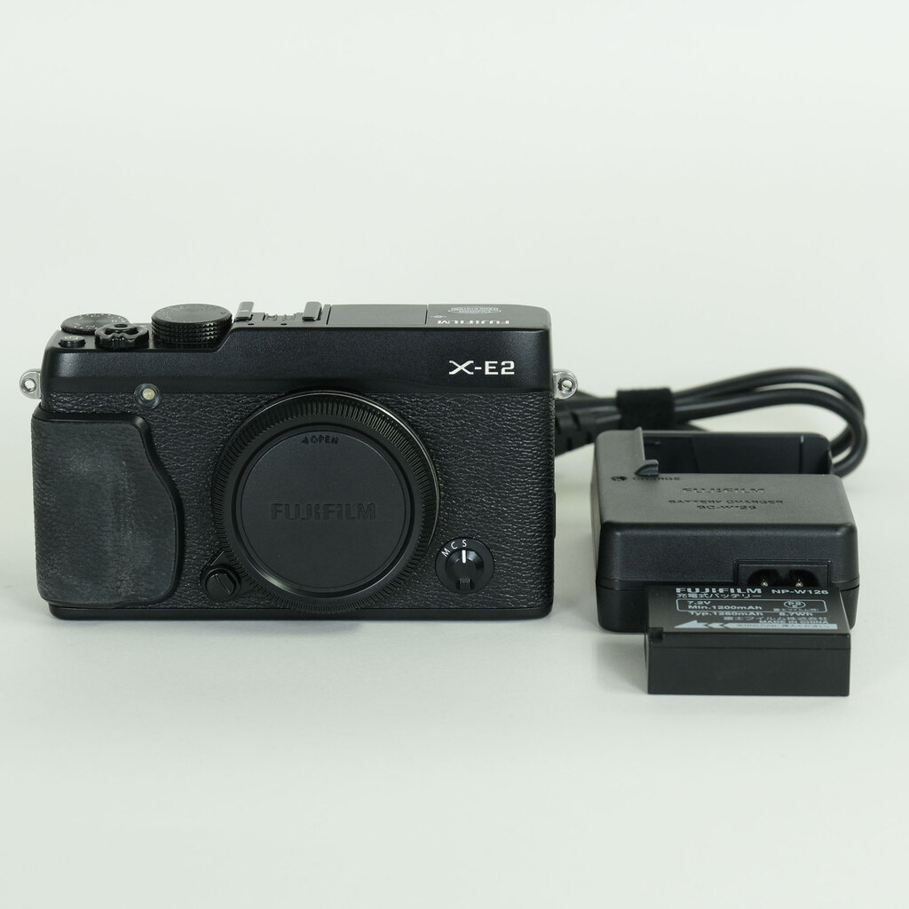 FUJIFILM X-E2