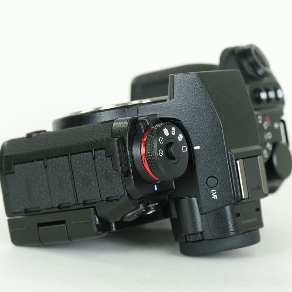 Panasonic LUMIX DC-S1M2ES ボディ