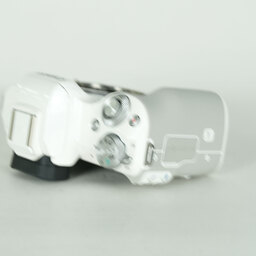 Canon EOS Kiss M