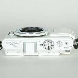 OLYMPUS PEN Lite E-PL6 ボディ ホワイト