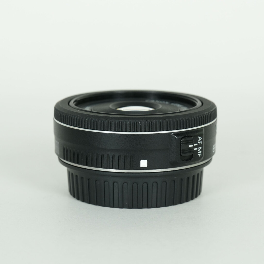 Canon EF-S24mm F2.8 STM Canon EF-S24mm F2.8 STM