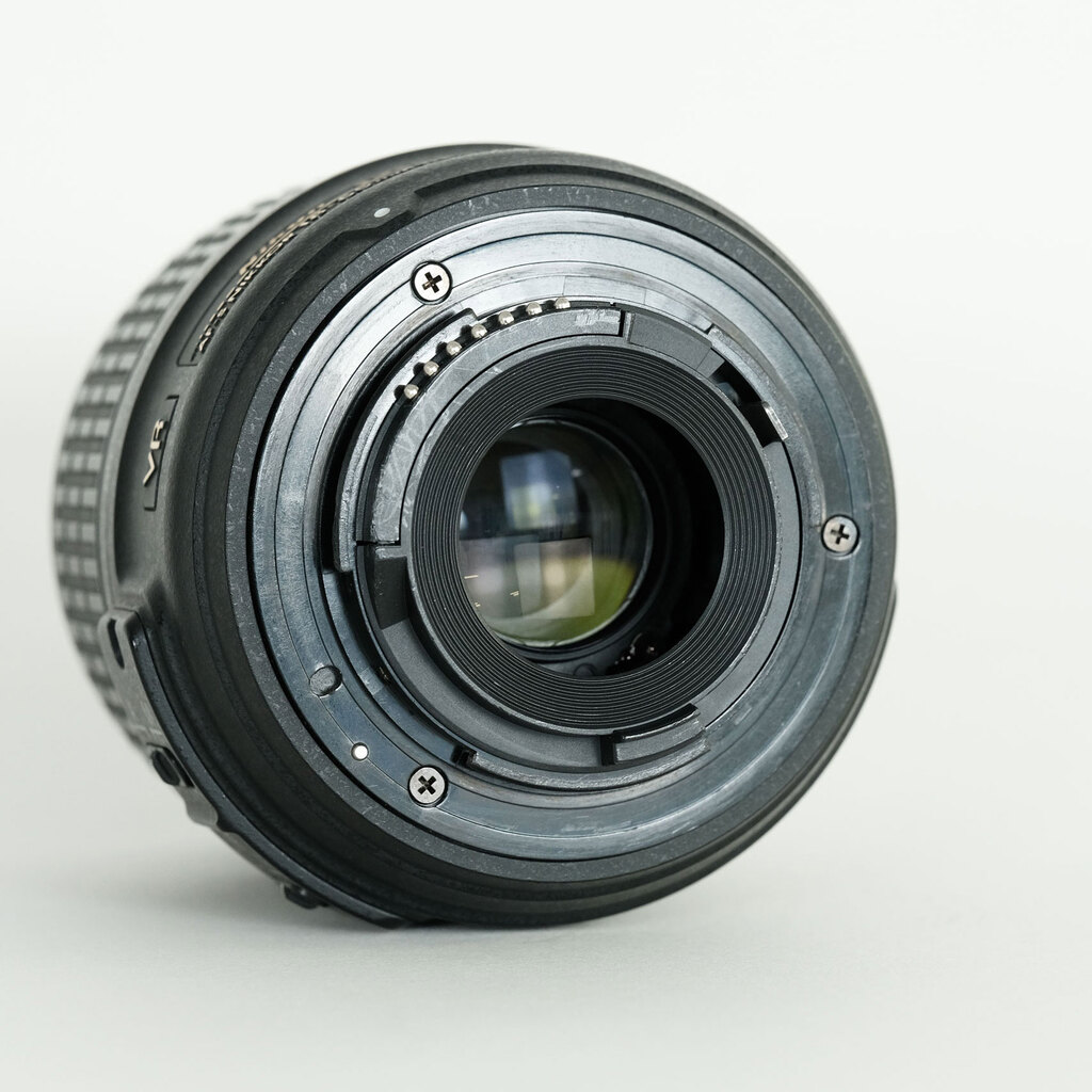 Nikon AF-S DX NIKKOR 18-55mm F3.5-5.6 G VR