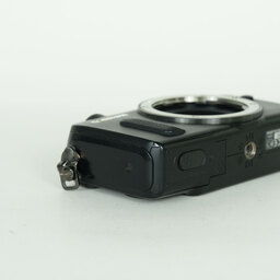 Canon EOS M ボディ ブラック Canon EOS M ボディ ブラック