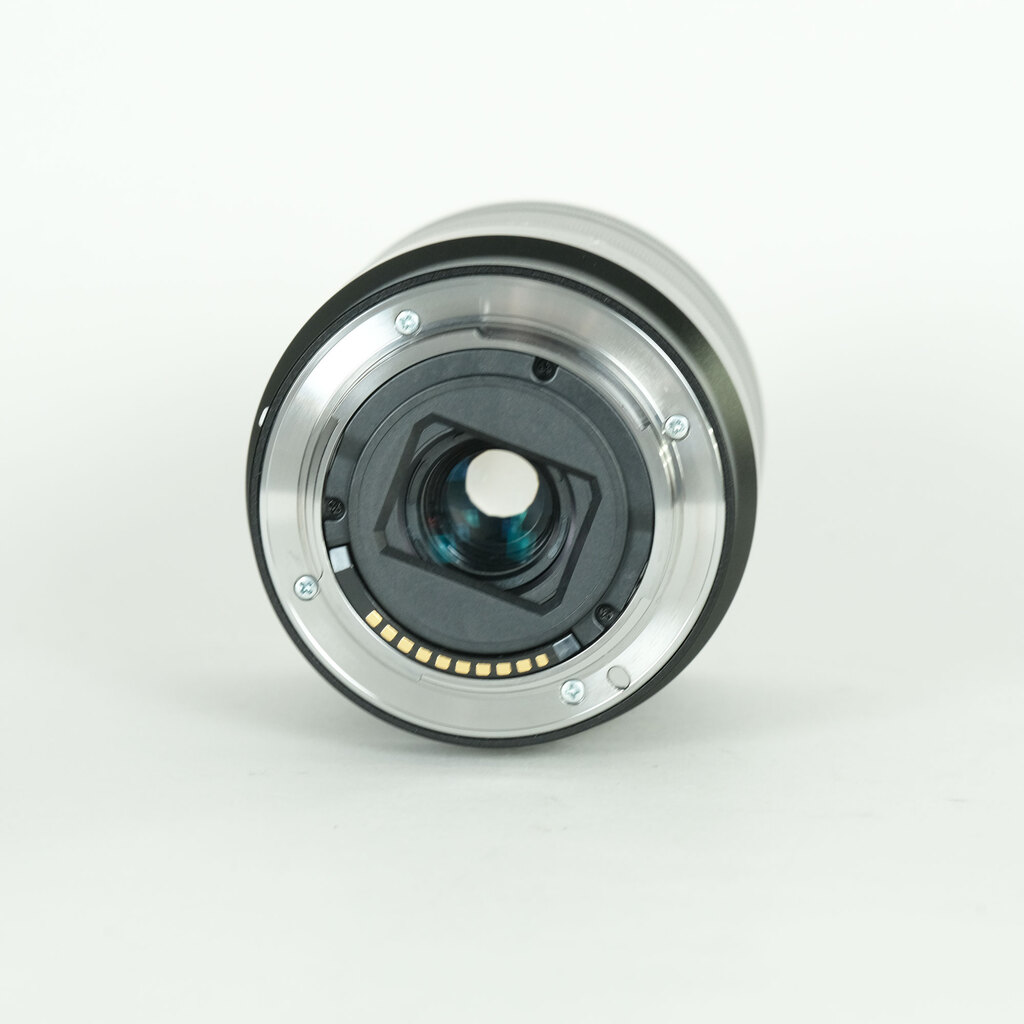 SONY Vario-Tessar T* E 16-70mm F4 ZA OSS SEL1670Z SONY Vario-Tessar T* E 16-70mm F4 ZA OSS SEL1670Z