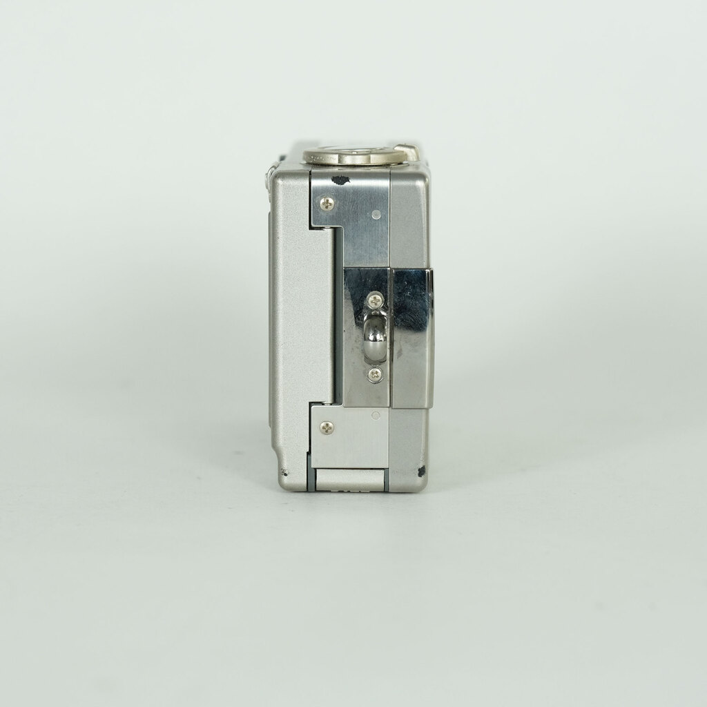 Canon IXY DIGITAL 200