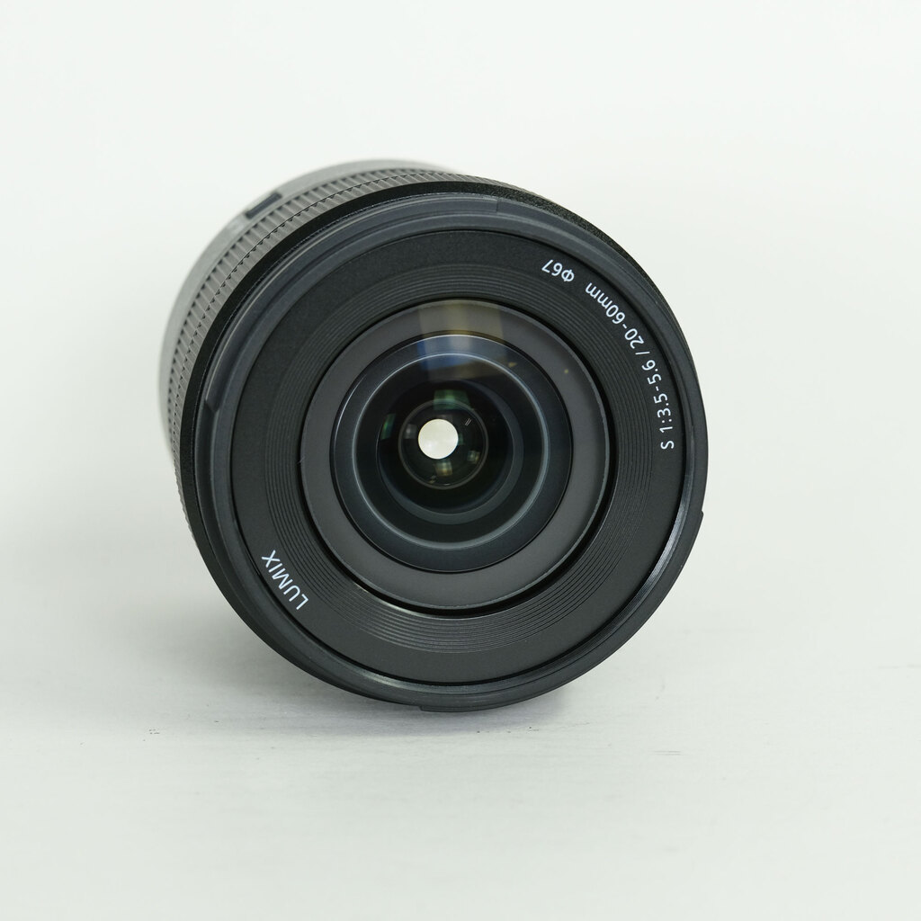 Panasonic LUMIX S 20-60mm F3.5-5.6 Panasonic LUMIX S 20-60mm F3.5-5.6