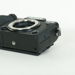 FUJIFILM X-T5