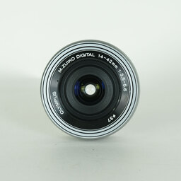 OLYMPUS M.ZUIKO DIGITAL ED 14-42mm F3.5-5.6 EZ シルバー