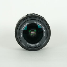 Nikon AF-S DX NIKKOR 18-55mm f3.5-5.6G VR II