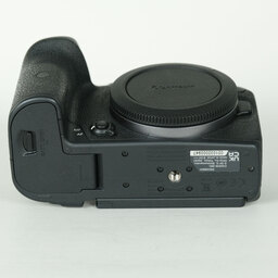 Canon EOS R7