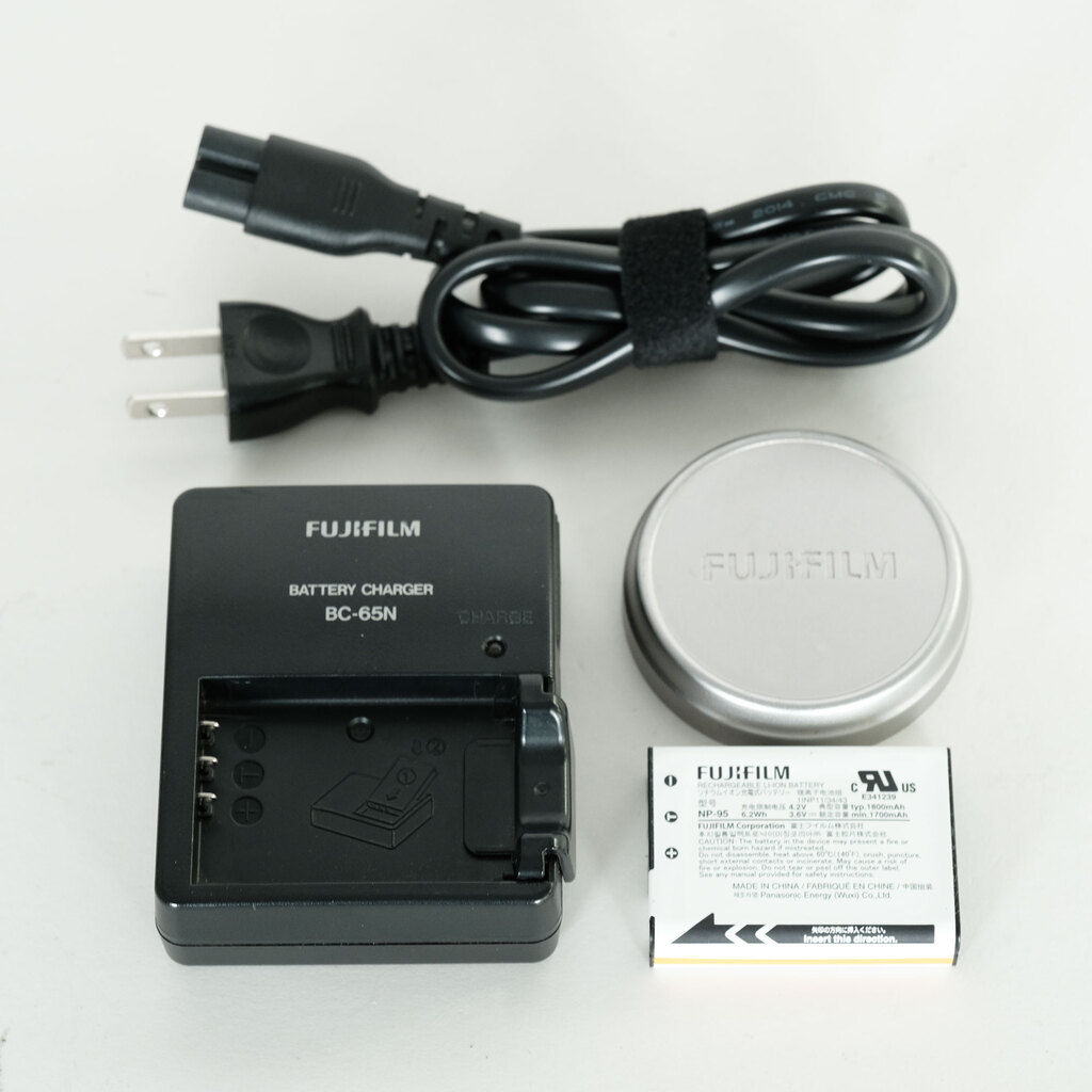 FUJIFILM X100S シルバー