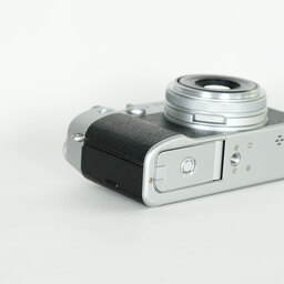 FUJIFILM X100V シルバー