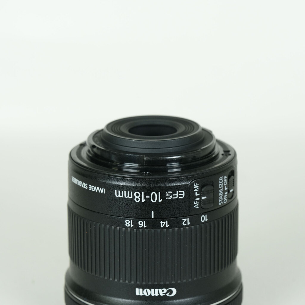 Canon EF-S10-18mm F4.5-5.6 IS STM
