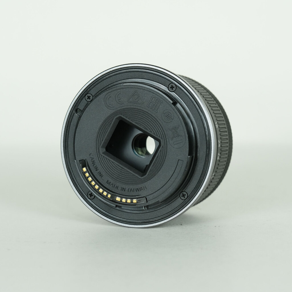 Canon RF-S 18-45mm F4.5-6.3 IS STMの出品 | ONE SCENE（ワンシーン）