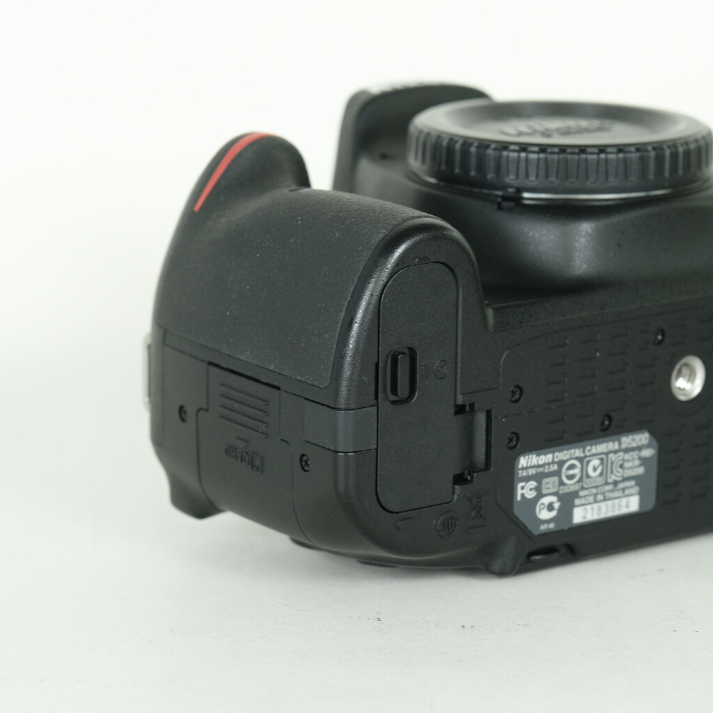 Nikon D5200 ボディ ブラックの出品 | ONE SCENE（ワンシーン）
