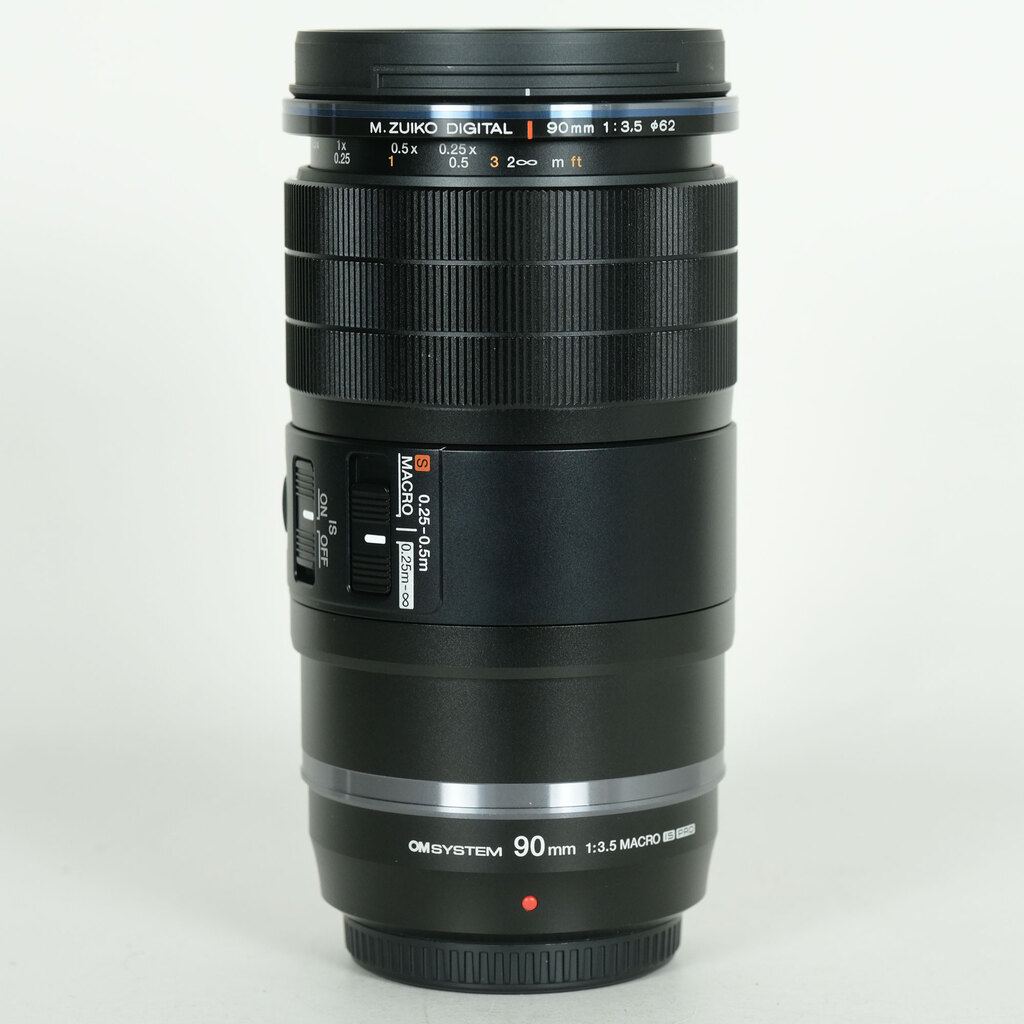 OM SYSTEM M.ZUIKO DIGITAL ED 90mm F3.5 Macro IS PRO