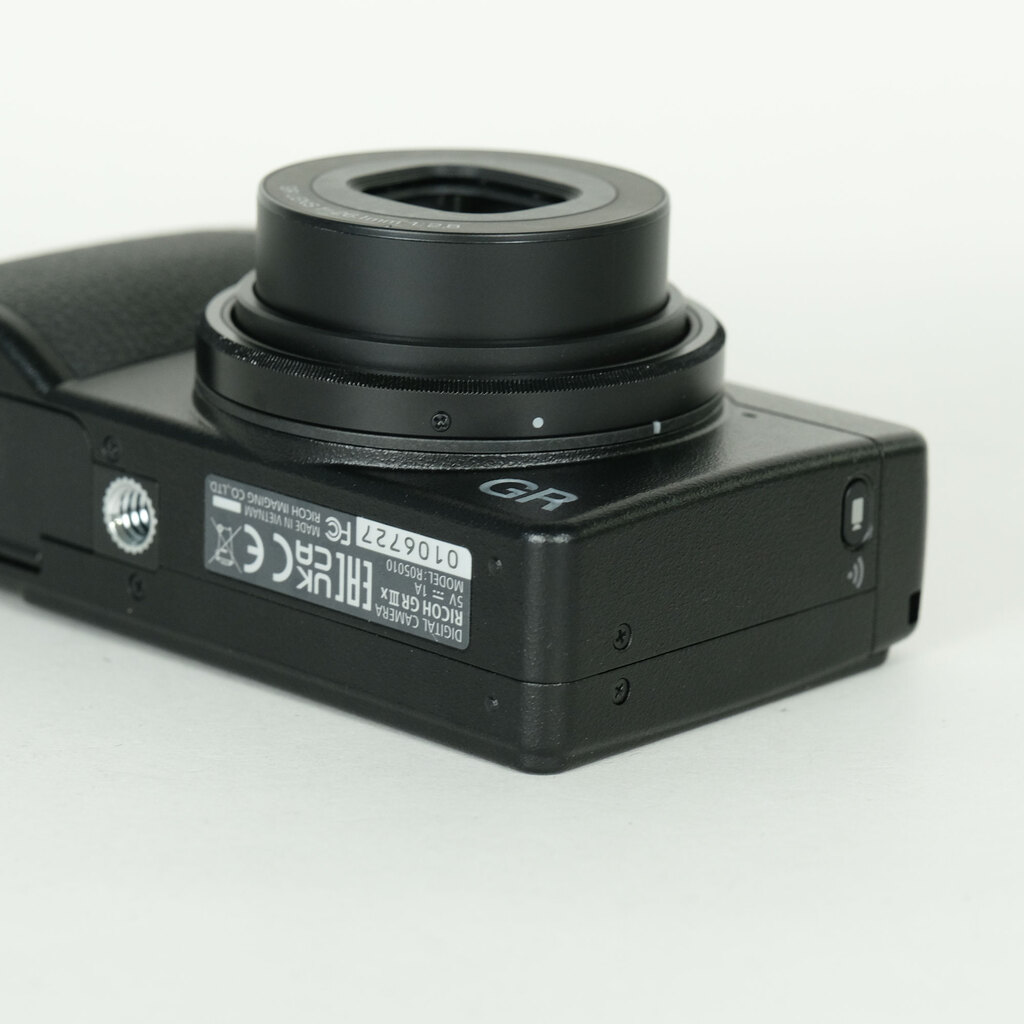RICOH GR IIIx RICOH GR IIIx
