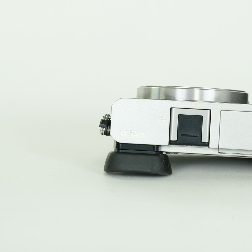 SONY α6000（ILCE-6000）