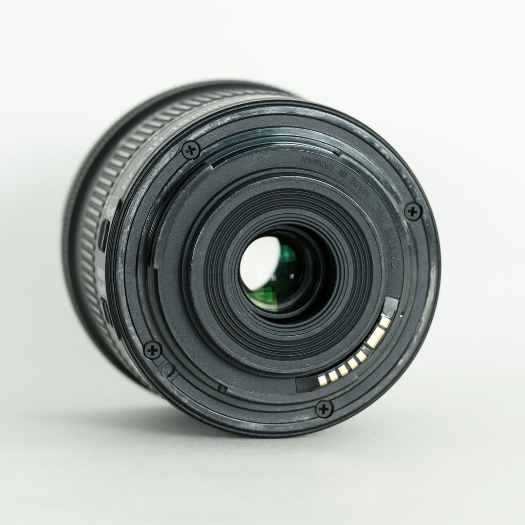 Canon EF-S10-18mm F4.5-5.6 IS STM