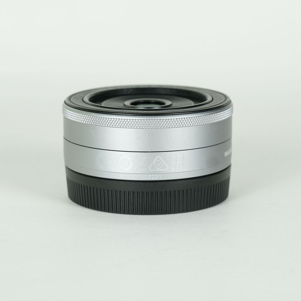 Canon EF-M22mm F2 STMの出品 | ONE SCENE（ワンシーン）