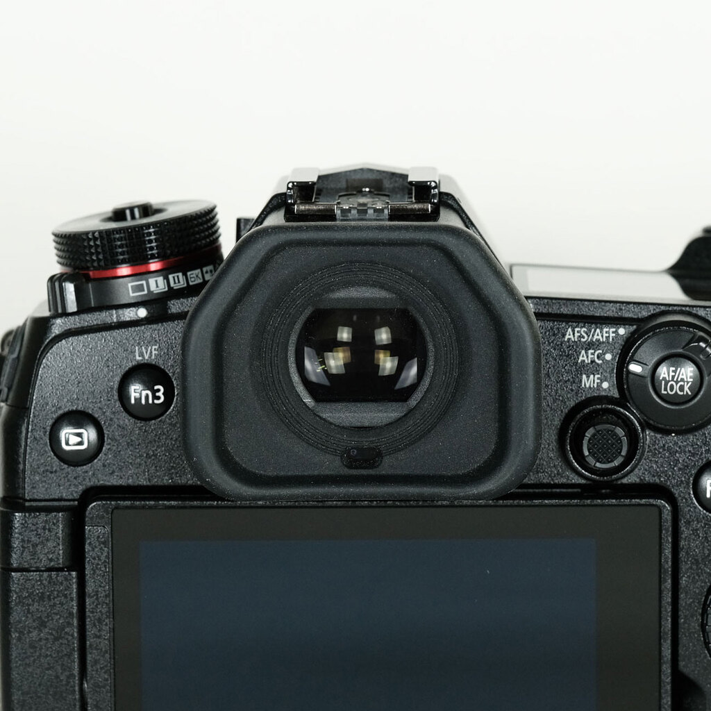 Panasonic LUMIX DC-G9 PRO