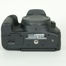 Canon EOS Kiss X8i