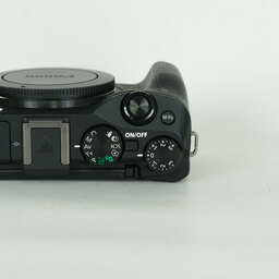 Canon EOS M3 ボディ ブラック