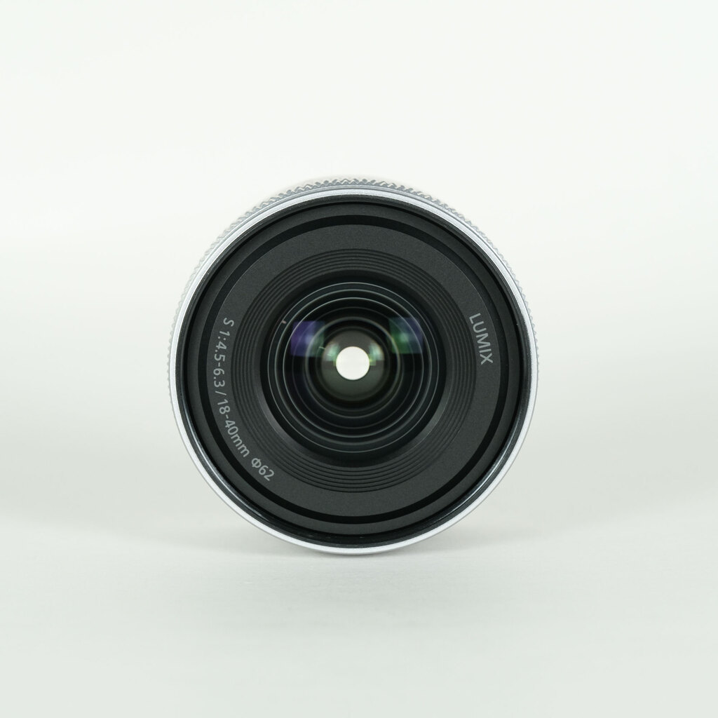 Panasonic LUMIX S 18-40mm F4.5-6.3の出品 | ONE SCENE（ワンシーン）