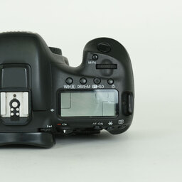 Canon EOS 7D Mark II Canon EOS 7D Mark II