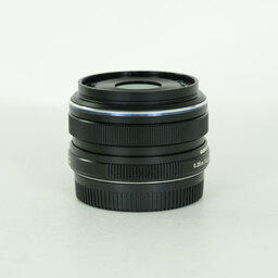 OLYMPUS M.ZUIKO DIGITAL 17mm F1.8