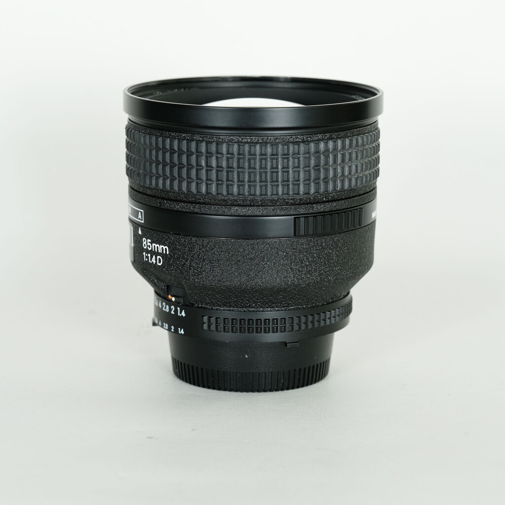 Nikon Ai AF Nikkor 85mm F1.4D IF