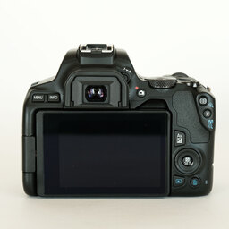 Canon EOS Kiss X10