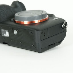 SONY α7 IV(ILCE-7M4) SONY α7 IV(ILCE-7M4)