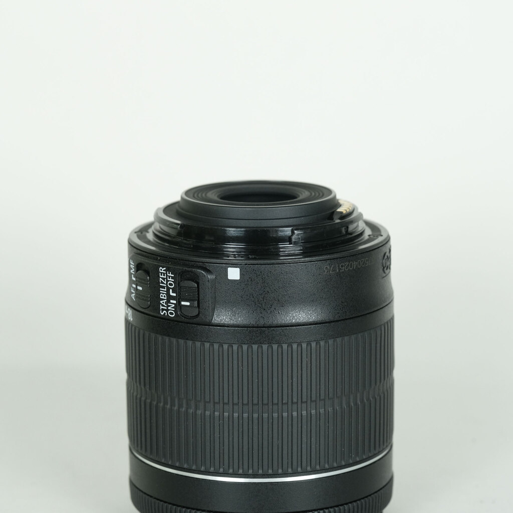 Canon EF-S18-55mm F3.5-5.6 IS STMの出品 | ONE SCENE（ワンシーン）