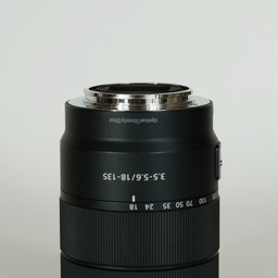 SONY E 18-135mm F3.5-5.6 OSS SEL18135