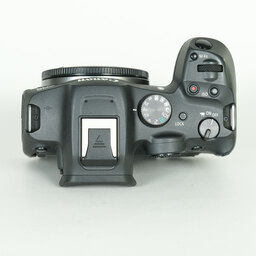 Canon EOS R7