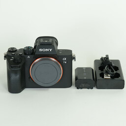 SONY α7 III（ILCE-7M3）