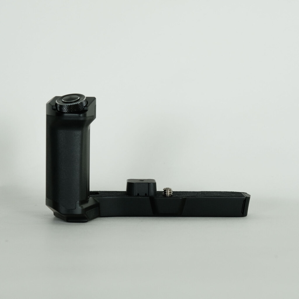 OLYMPUS OM-D E-M5 Mark II