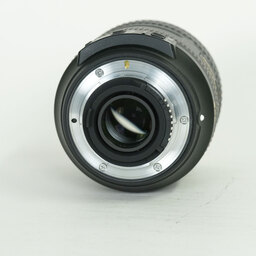 Nikon AF-S DX NIKKOR 16-80mm f/2.8-4E ED VR Nikon AF-S DX NIKKOR 16-80mm f/2.8-4E ED VR