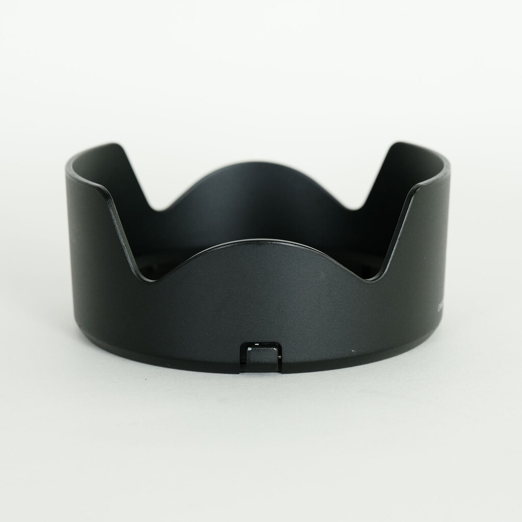 Canon EF-S18-135mm F3.5-5.6 IS USM