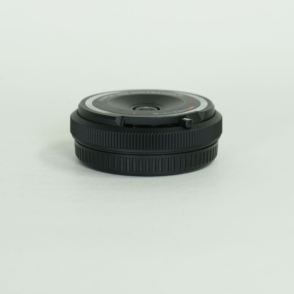 OLYMPUS フィッシュアイボディキャップレンズ（9mm Ｆ8.0 FISHEYE） BCL-0980 ブラック