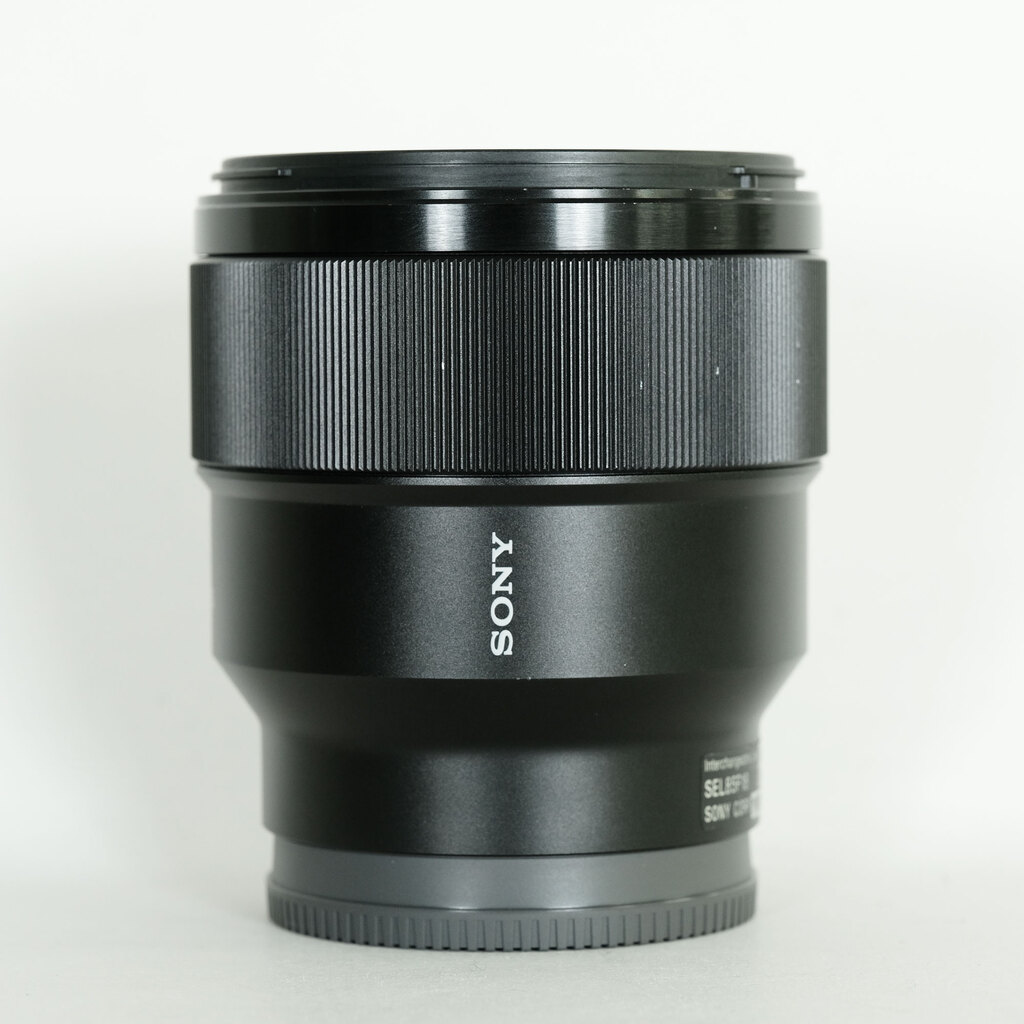 SONY FE 85mm F1.8 SEL85F18