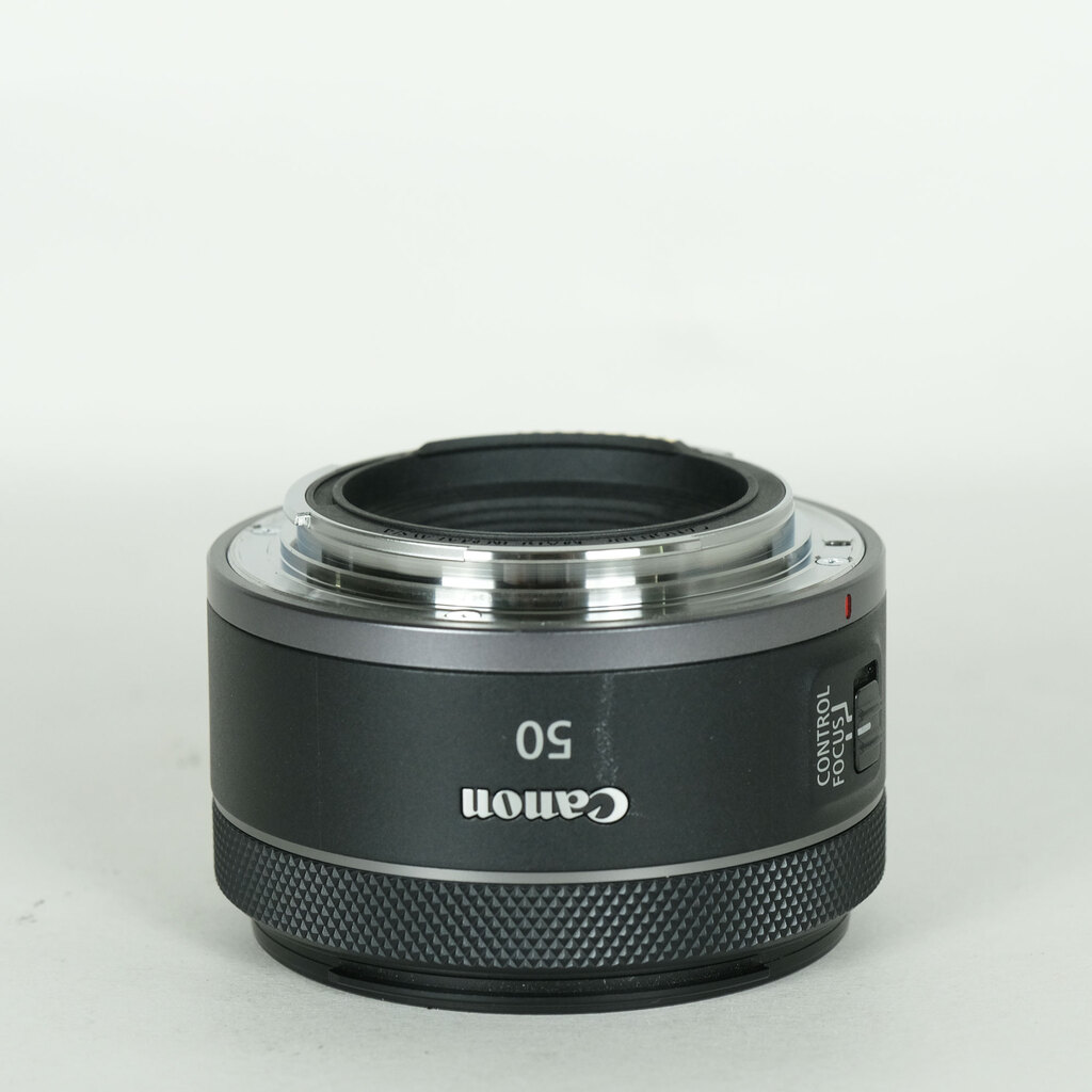 Canon RF50mm F1.8 STM Canon RF50mm F1.8 STM