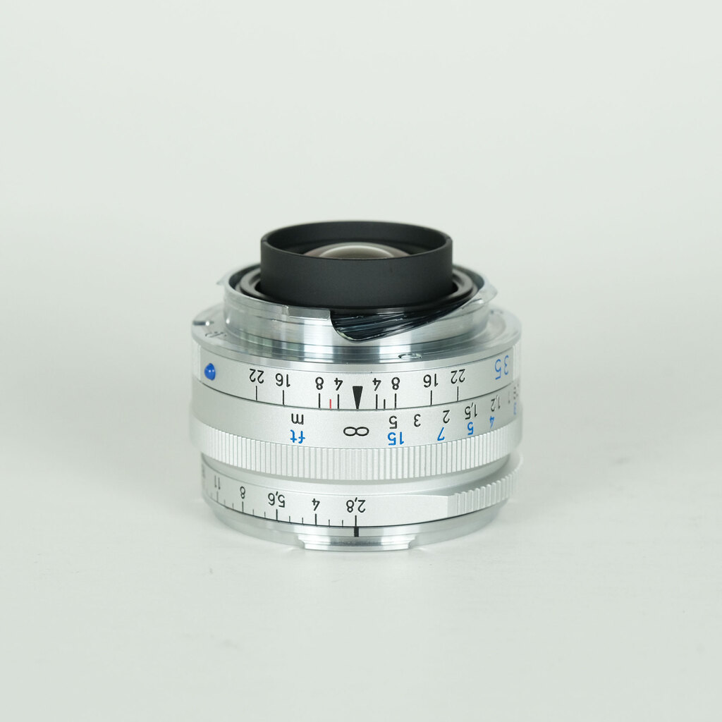 Carl Zeiss C Biogon T*2.8/35ZM シルバーの出品 | ONE SCENE（ワン