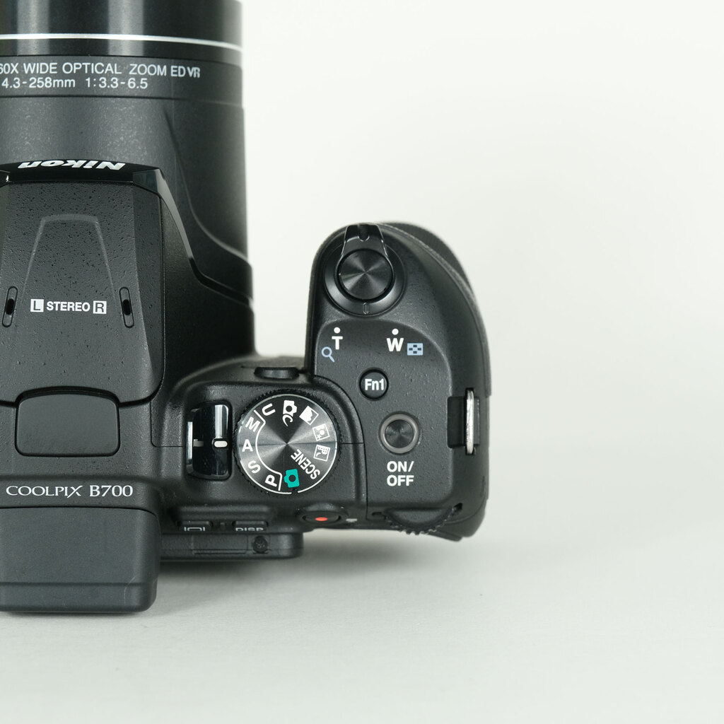 Nikon COOLPIX B700 ブラック