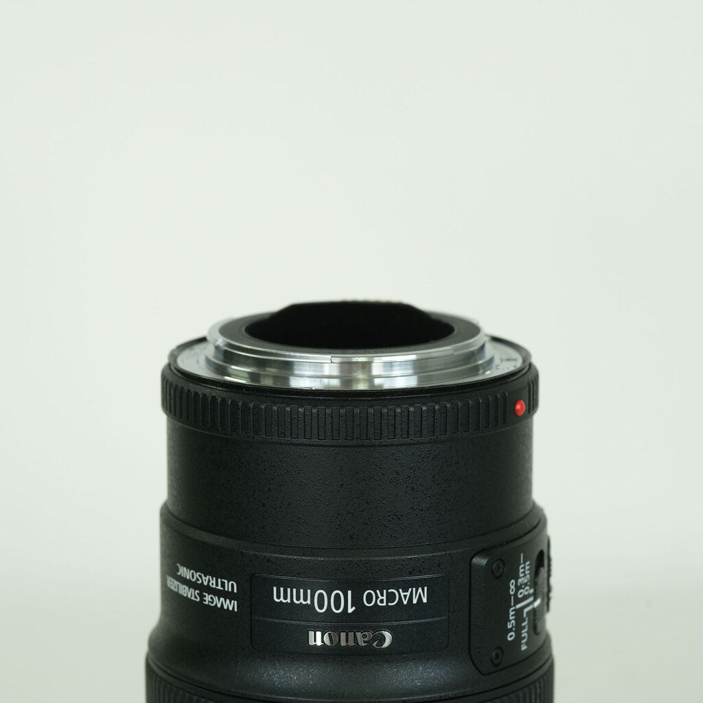Canon EF100mm F2.8Lマクロ IS USM