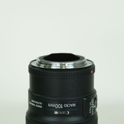Canon EF100mm F2.8Lマクロ IS USM