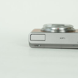 FUJIFILM XF1 ブラウン FUJIFILM XF1 ブラウン